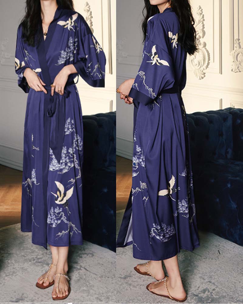 Light Luxury Satin Satin Pajamas With Three-Quarter Sleeves