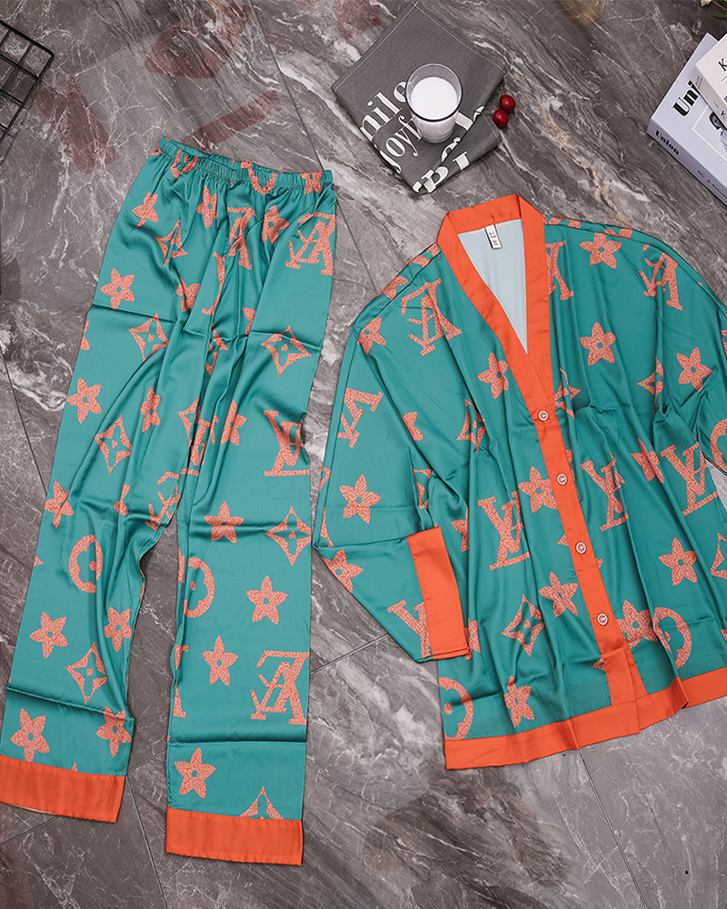 Imitation Silk Printed Pajamas Set