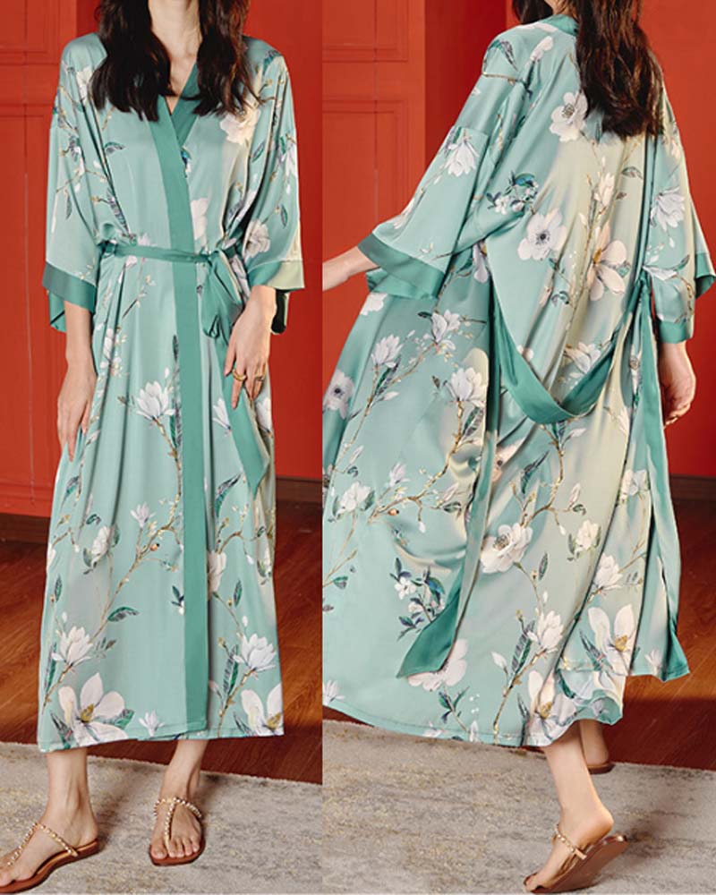 Light Luxury Satin Satin Pajamas With Three-Quarter Sleeves